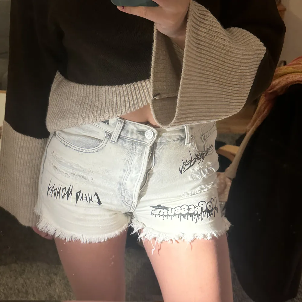 Snygga shorts i w28. Passar även mindre om man vill ha lite oversized!. Shorts.