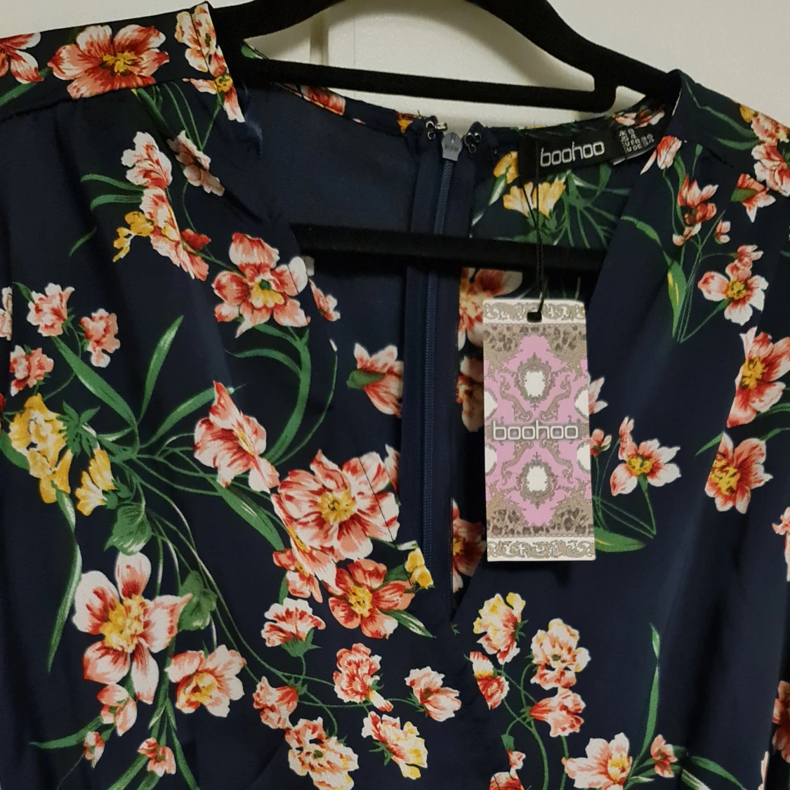 Klänning ny med etikett 