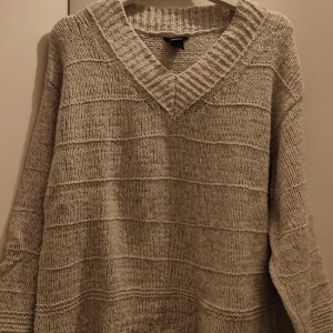 Knitwear  - Perfect condition. From last year collection 