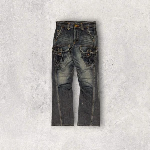 Edwin Jeans - 00’s - Waist: 78 cm, length: 103 cm. If you are interested in the item please DM first. 