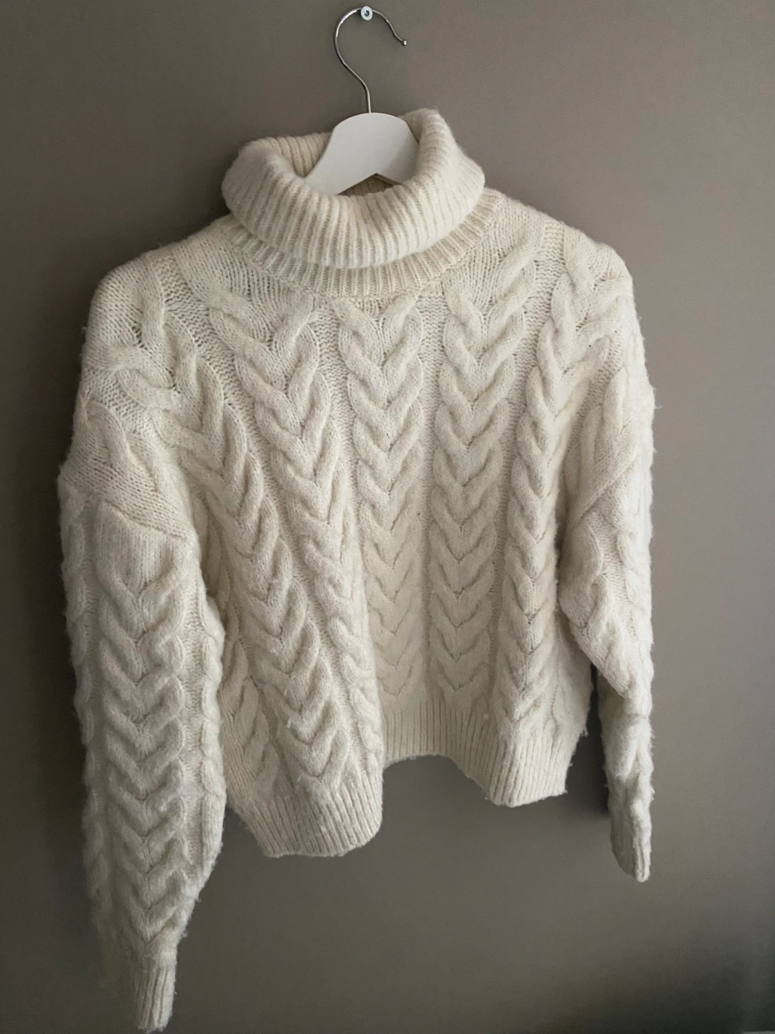 Stickad tröja 
