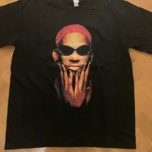 Dennis Rodman T-Shirt - Riktigt fet size M