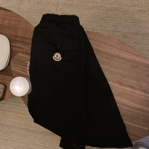 Moncler mjukis - Äkta moncler trackpants. 