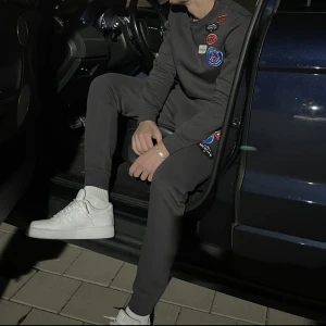 Mercier Dress - Äkta mercier dress köpt för 1300kr använd max 5 gånger använder ej den längre