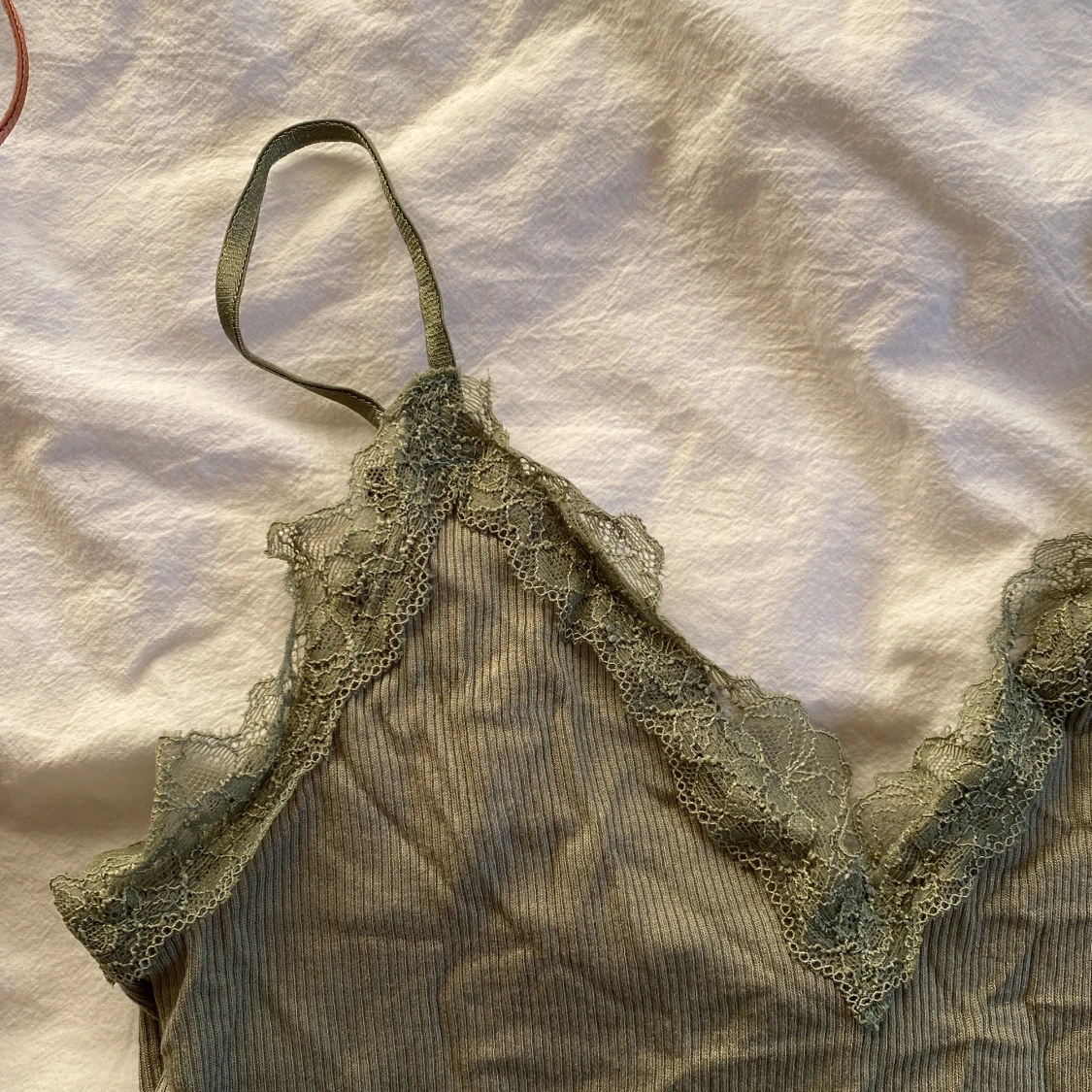 Två snygga spetslinnen! - 91