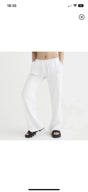 Linnebyxor från HM  - Säljer dessa slutsålda linnebyxor från HM då dem ej kommer till användning. Köp inte via köp direkt funktionen!