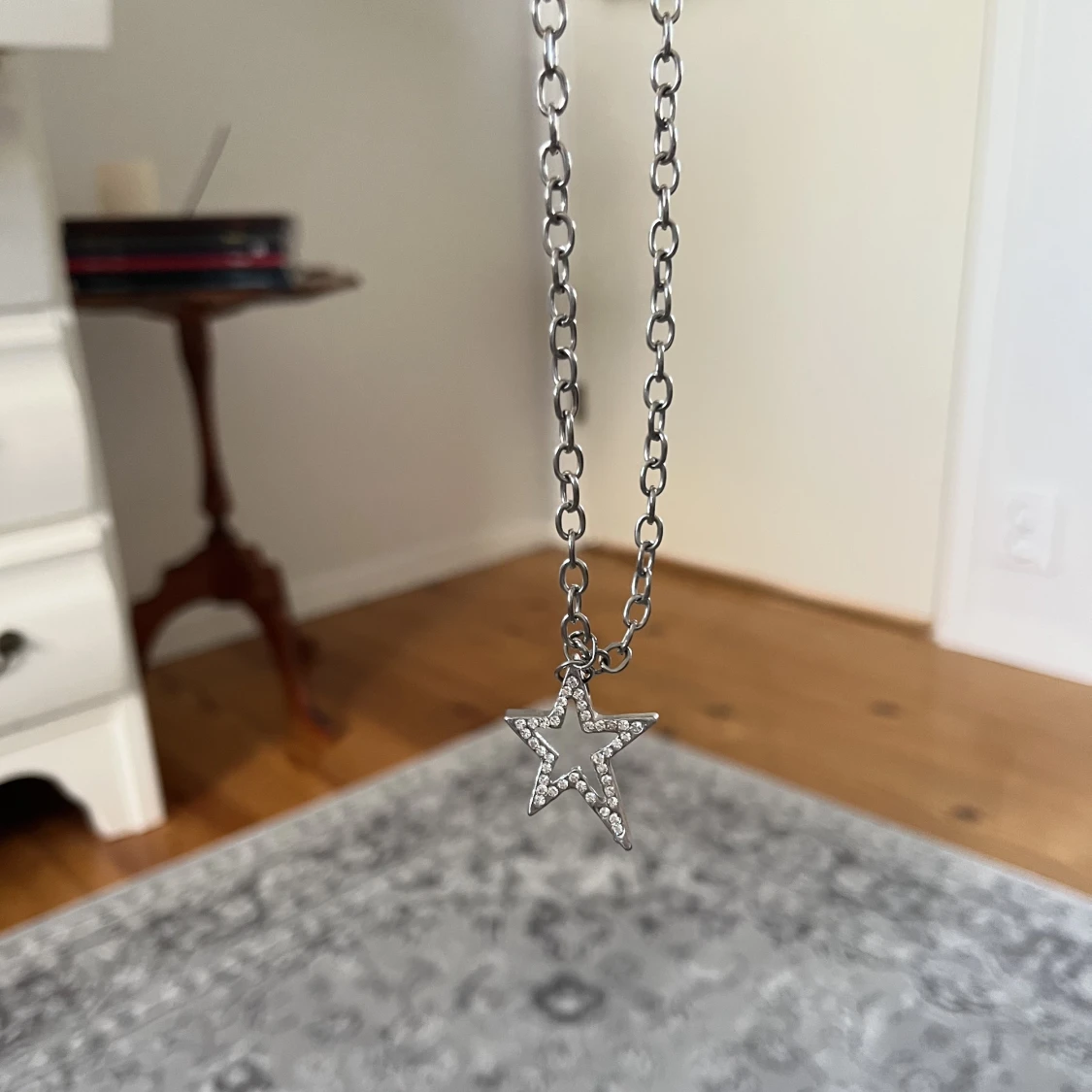 Stjärn-halsband med rhinesgones - 90