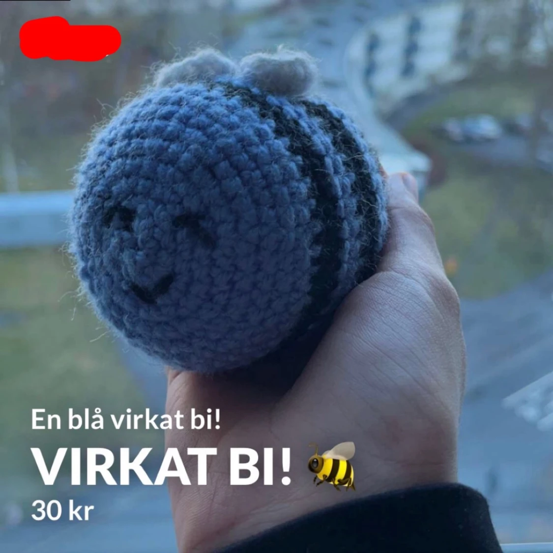 En liten blĂ„ virkat bi! đ