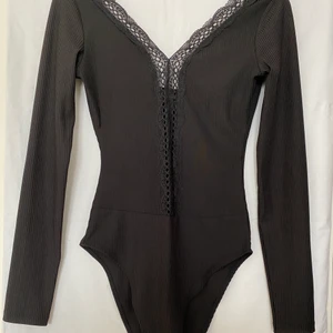 H&M Elegant Top/Blus (S) - Ny skick 