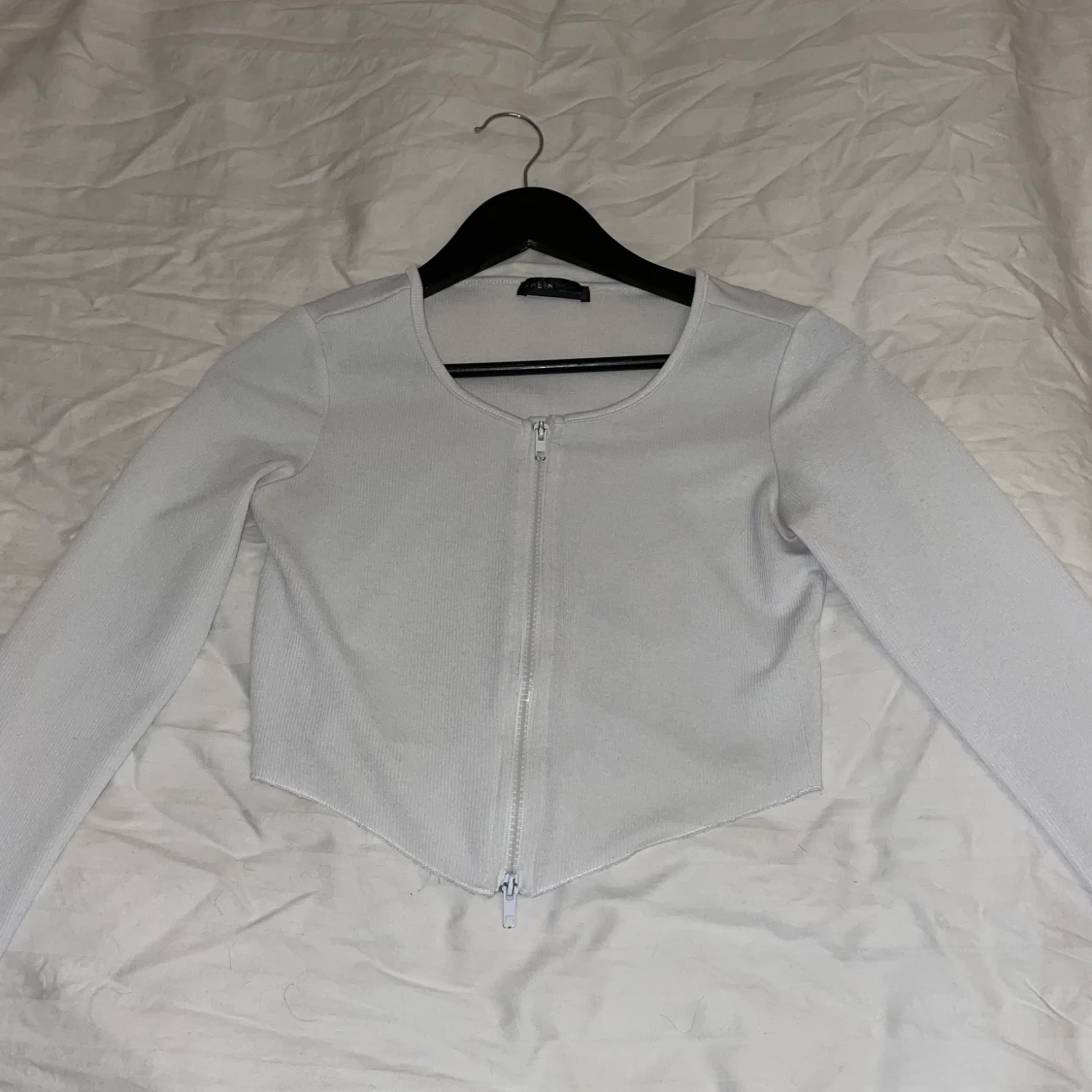 Vit långärmad tröja med dragkedja - 90