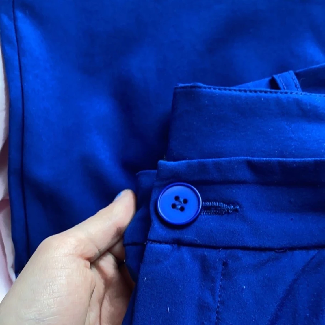 jättefina blå kostymbyxor  - 90