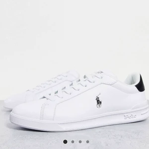 Ralph Lauren skor - Säljer flertalet oanvända och helt nya sneakers från Ralph Lauren. Nypris 1149kr.