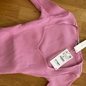 Rosa topp zara - oanvänd topp från zara