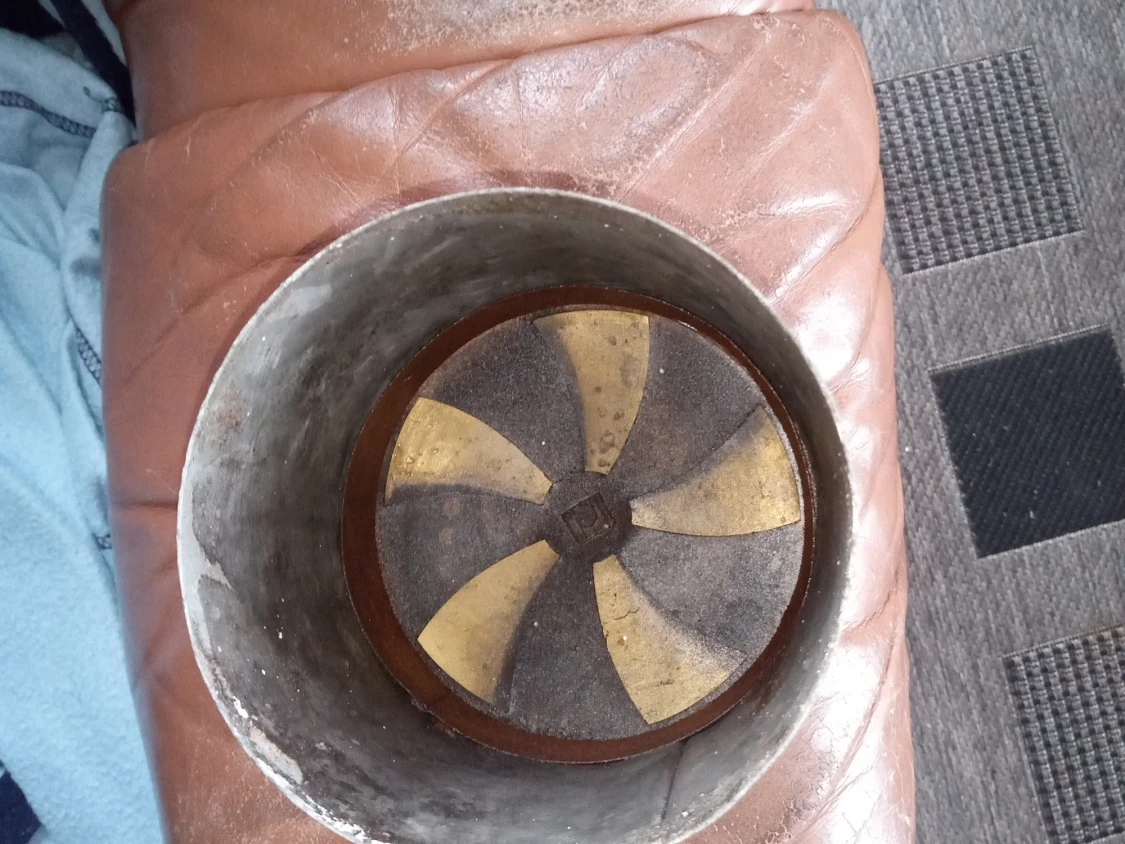 Spiralventil mässing för kakelugn 13 x 13 cm. - 91