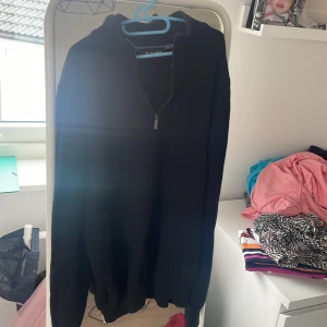 Zip tröja  - Så din populär ziptröja till killar!