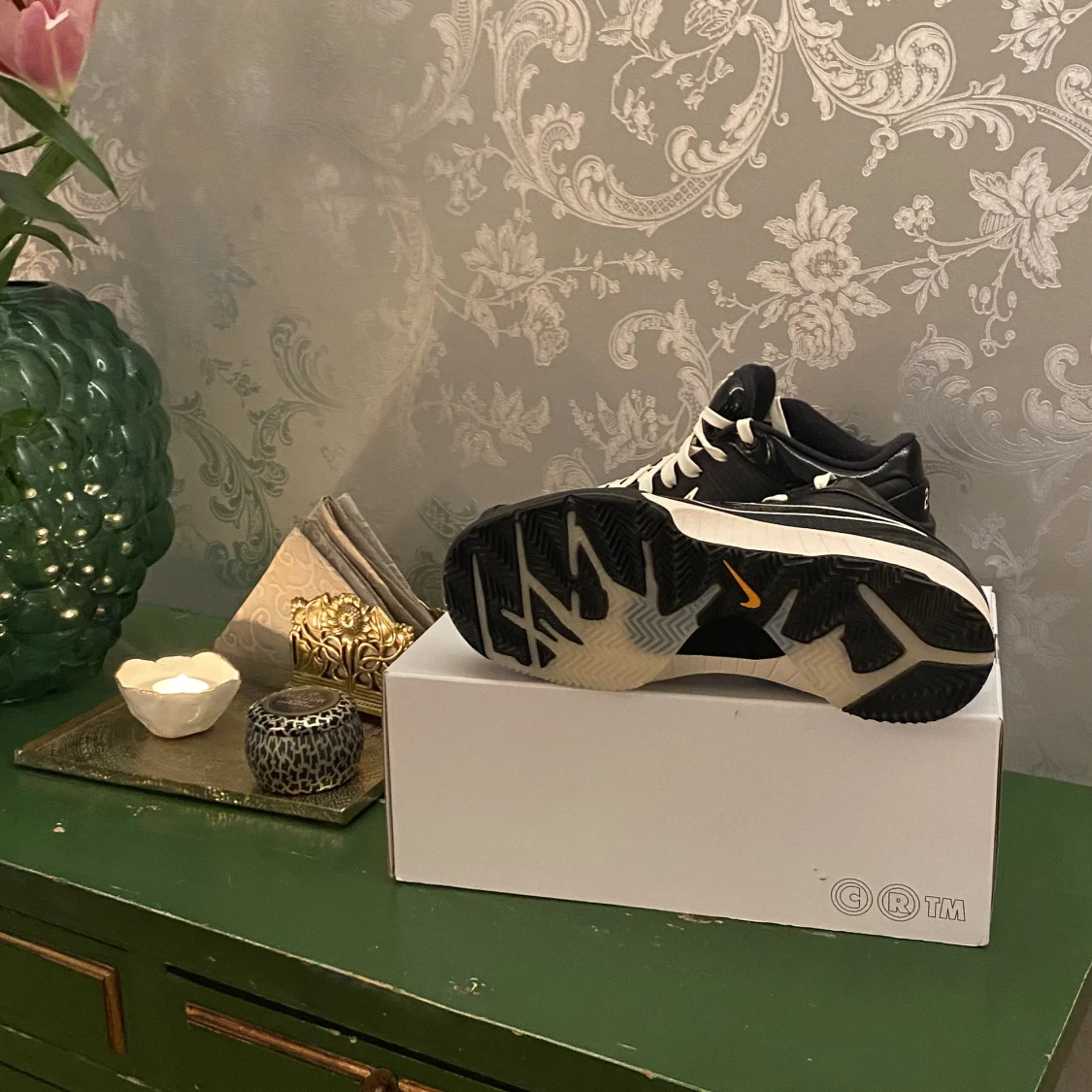 Kobe 4 undefeted  - 90