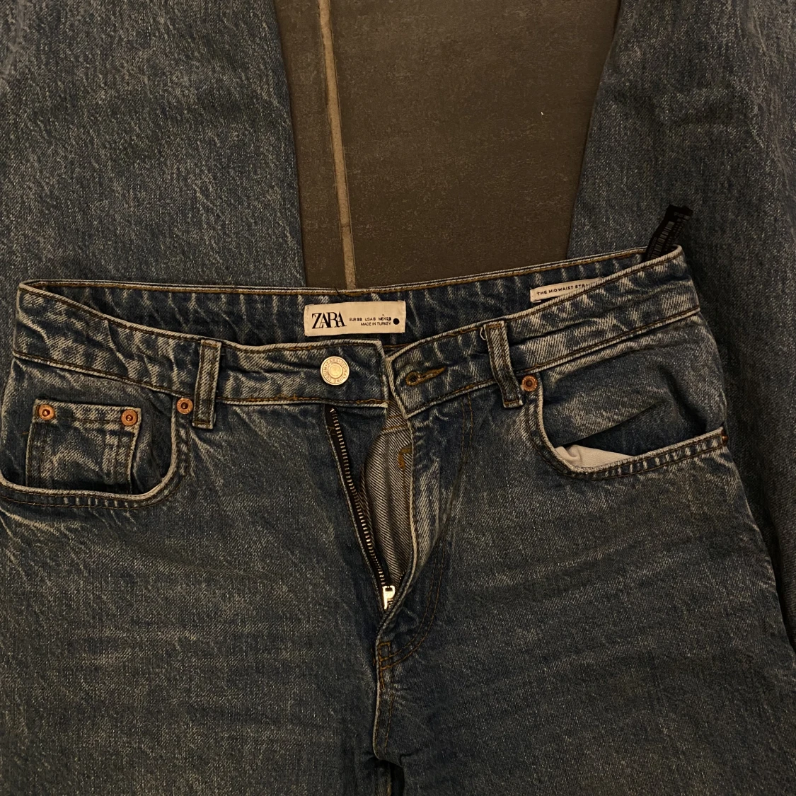 Zara jeans
