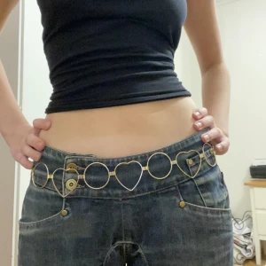 Skärp - Snyggt kedjebälte med hjärtan