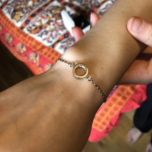 Edblad armband - Äkta Edblad armband (rose-guld)  Längd ca 15 cm (längst in)-18(längst ut)