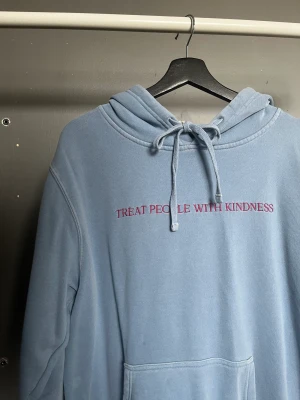 Harry Styles Merch - Harry Styles merch TPWK. Lite små fäcker, inte tydliga. Strl M, 300+ frakt.