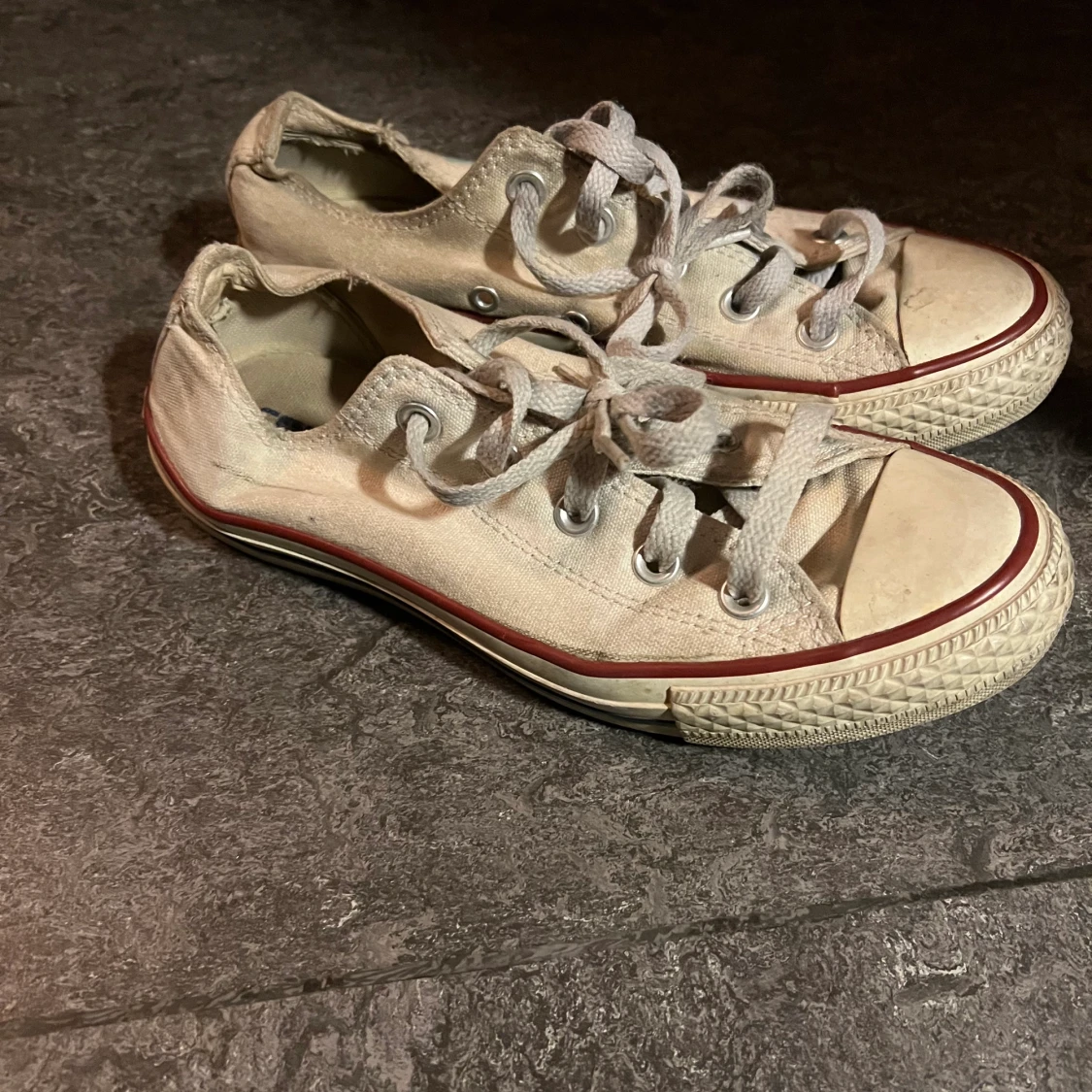 Vita Converse, strl 36,5 - 90