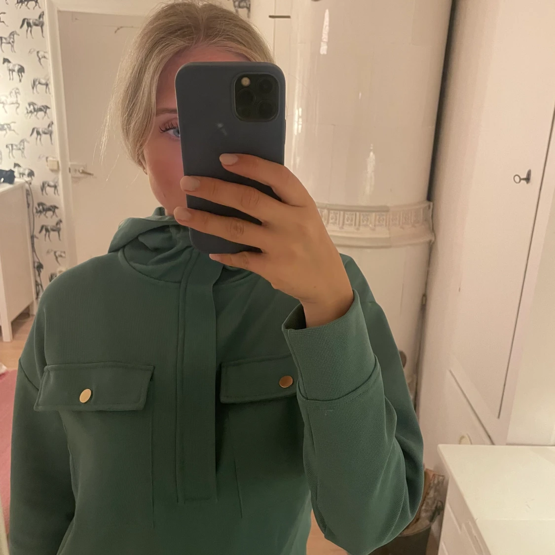 ”Hoodie” från Mango - 90