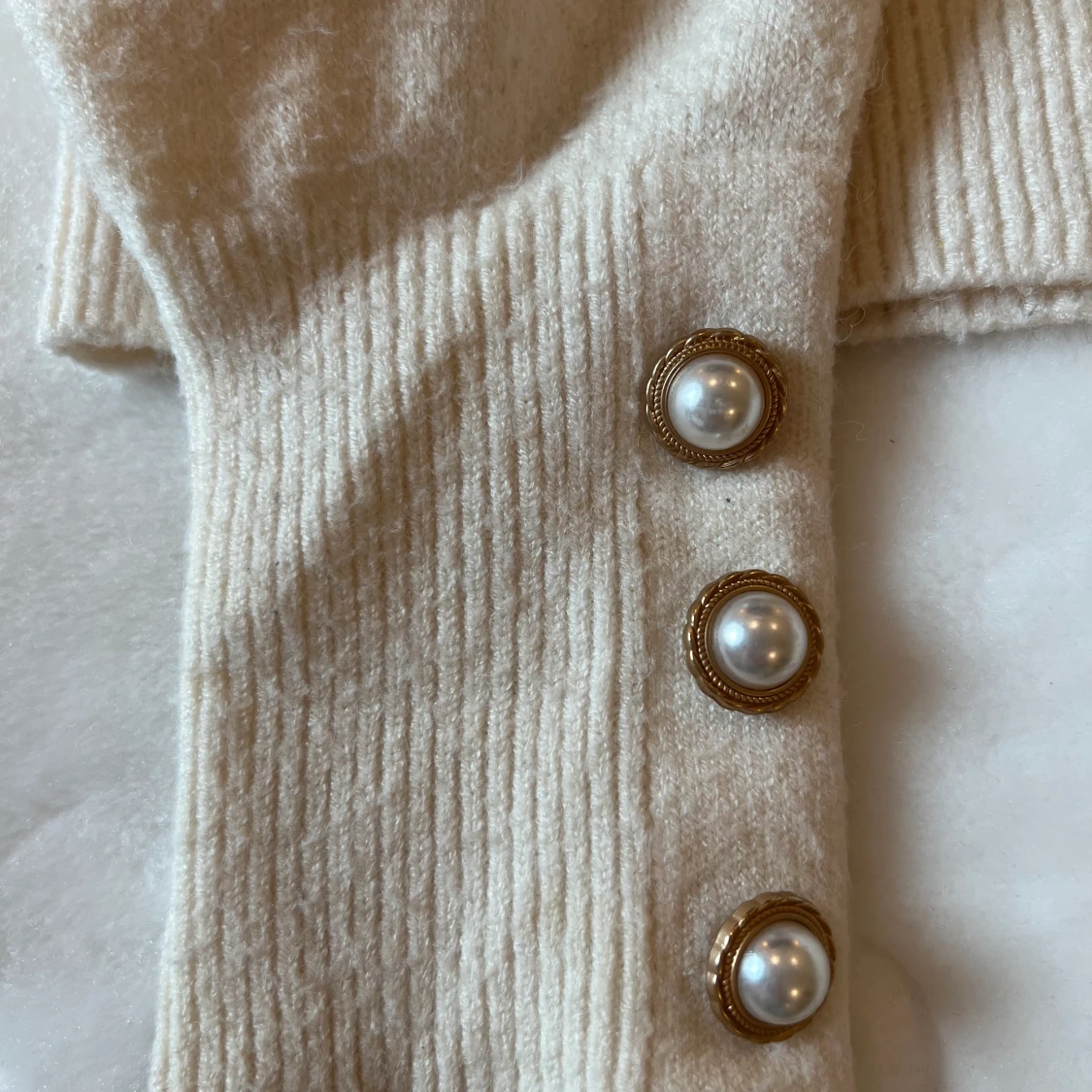 Stickad tröja  - 91