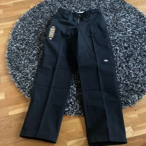 Dickies loose fit - Helt nya dickies loose fit alla tags finns kvar 30:34 i storlek
