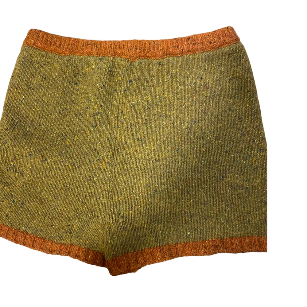 Wool shorts från gimaguas. Aldrig använda, nyskick!. Shorts.