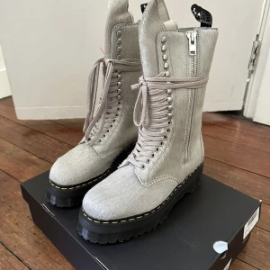 Rick Owens X Dr. Martin - Aldrig använda helt nya out the box