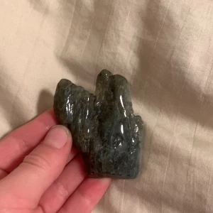 Kristall - Hoppas nån köper 💕<3