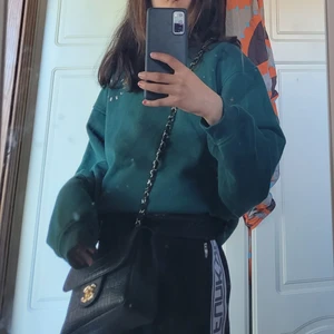 Tröja - Jag har knappt använt den den är i en bra form den är som ny och den är mjuk❤😊