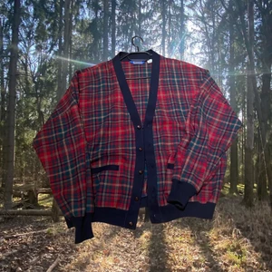 Vintage Wool Cardigan  - vintage Pendelton cardigan made from 100% wool 👍 size XXL but fits L and above