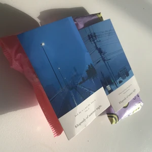 Mystery package’s✨🍒 - I sell mystery packages 📦 ✨ a large one is 80kr a medium costs 60🍒 a small one costs 30kr ☺️✨.                                         Pic: pink 💕 = medium, purple 💜 = small 