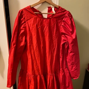 röd klänning  - andvänds ej