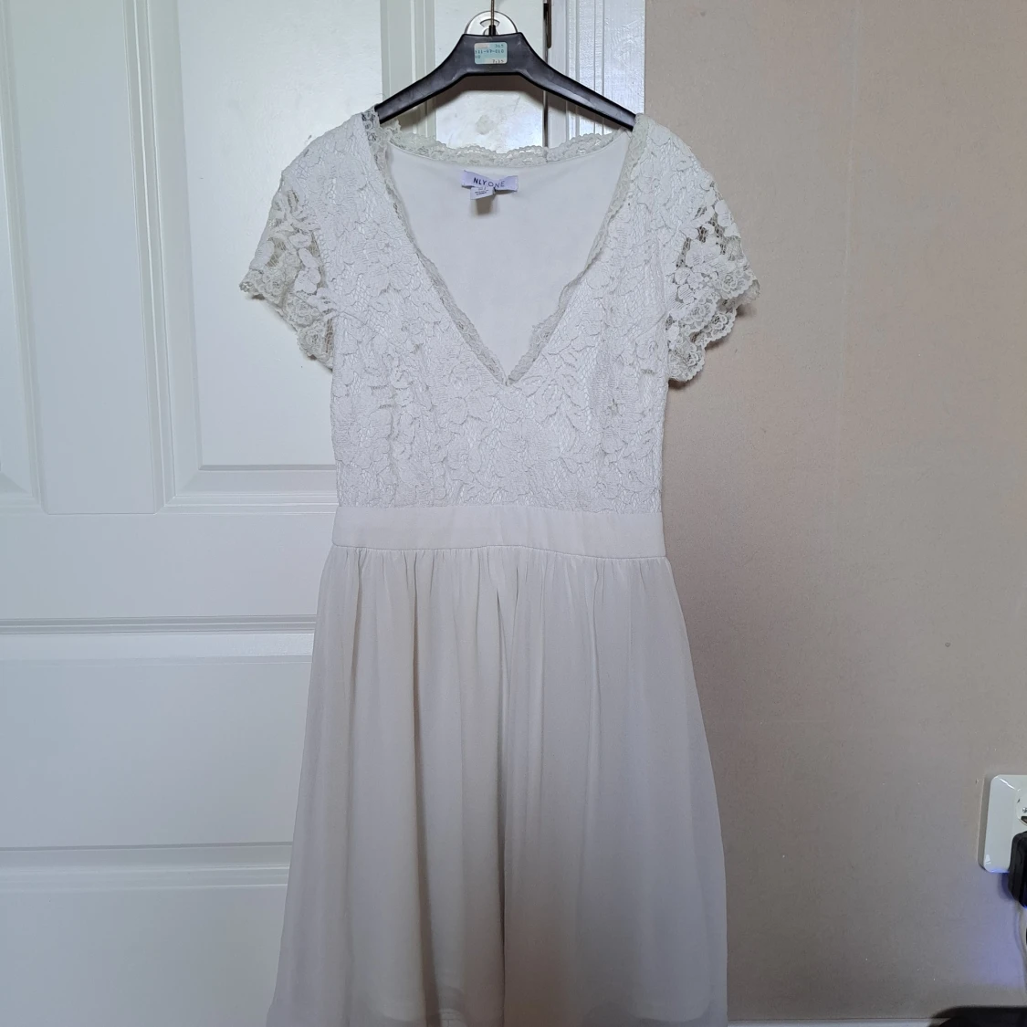 Vit klänning - 91