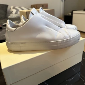 Arigato 360 laceless - Säljer mina arigato 360 laceless, nypris 2350 Cond 7/8 av 10 Allt og ingår