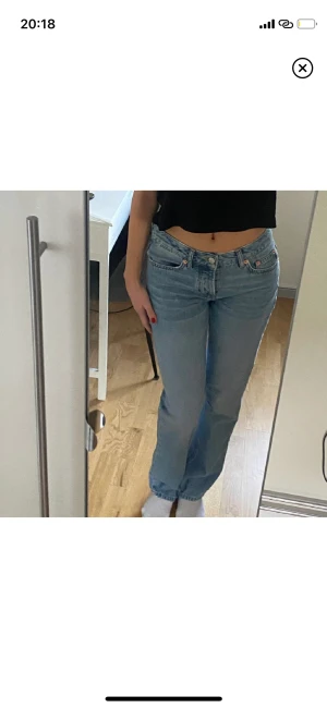 Icon jeans - Jeans från lager 157, super fina! Dock passar de inte mig, nypris:500kr Mitt pris:280 Köpte för en månad sedan och har knappt använt, då de inte . ( lånade bilder)