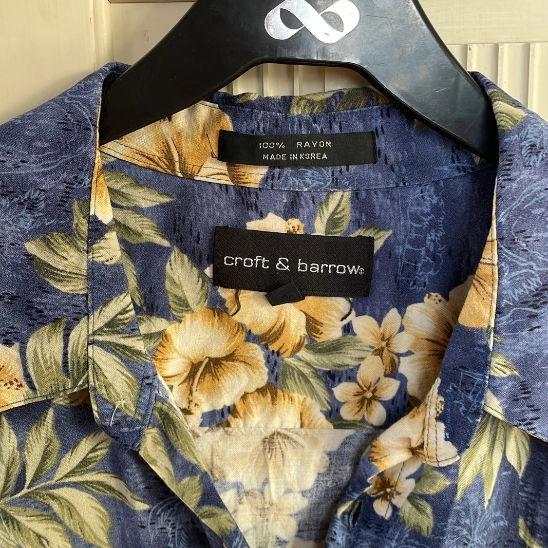 Fin skjorta i konstsilke - 90