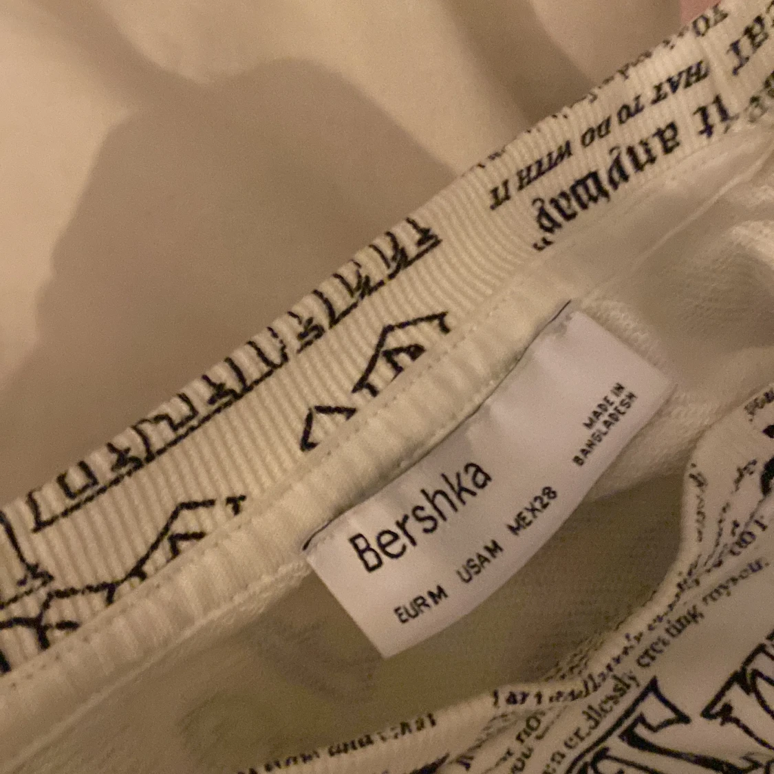 Sweatshirt med tryck - 91