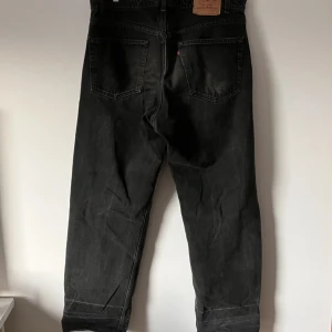 Levis 565 38x34 - Levis wide loose straight fit 38x34