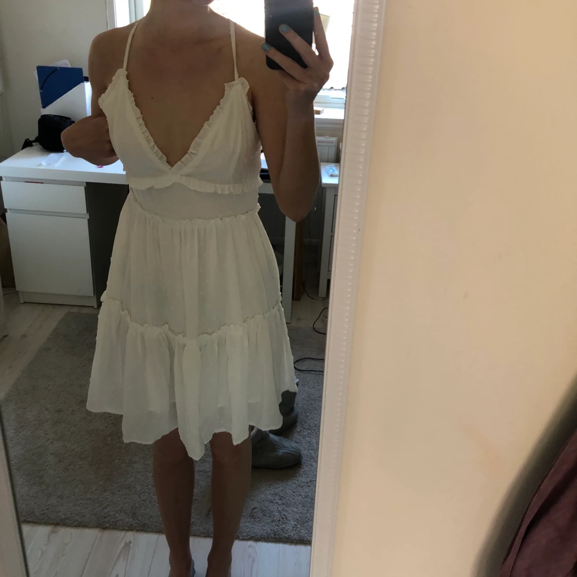 Vit sommarklĂ€nningđ„°đ„°