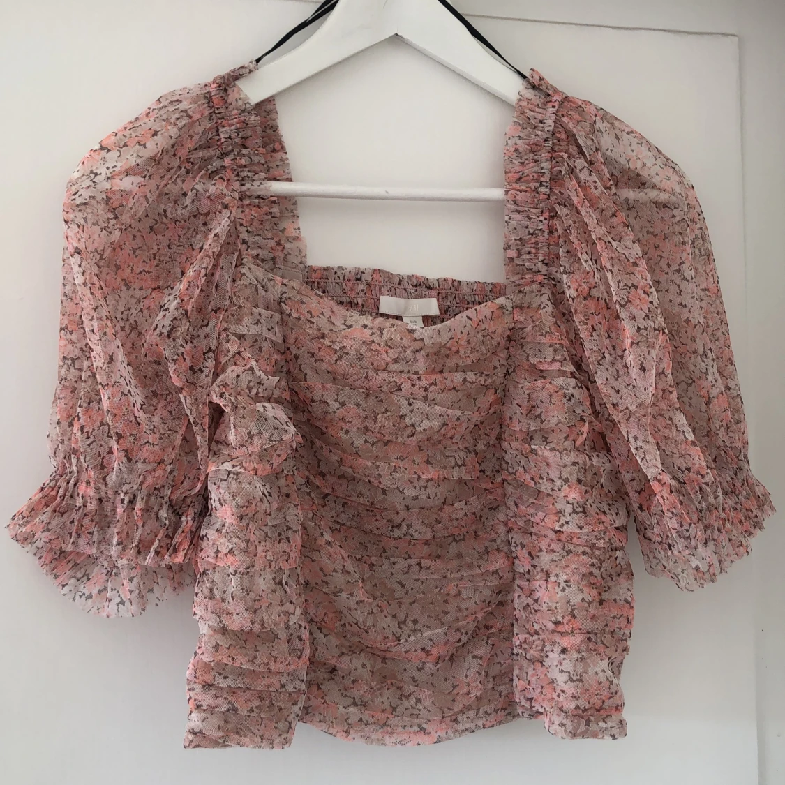 Blommig tröja från HM - 90