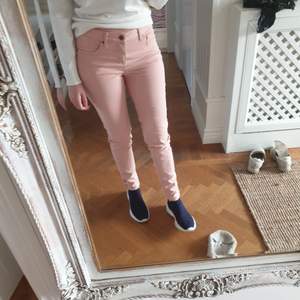 Rosa jeans 