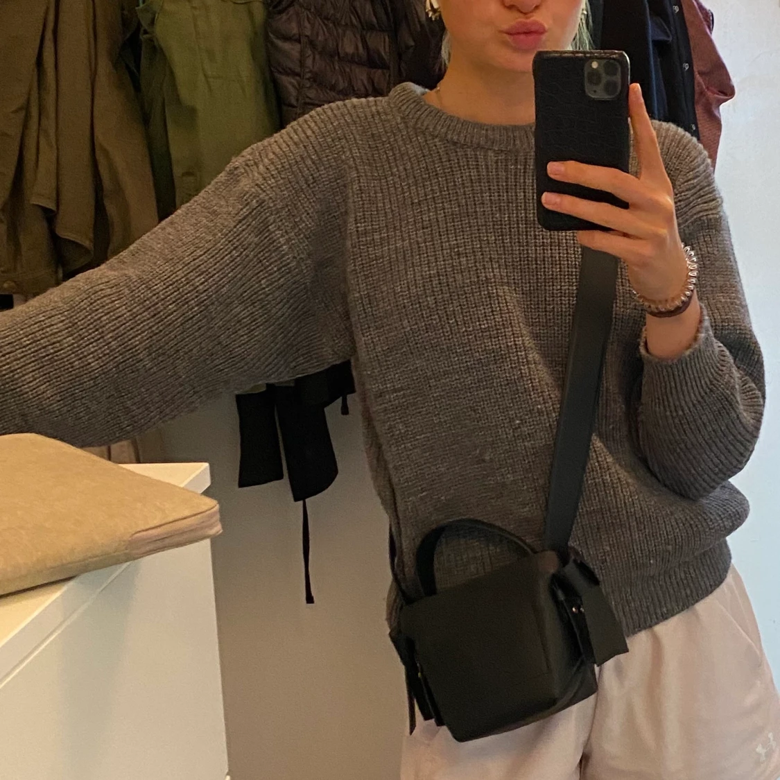 Barbour stickad grå tröja