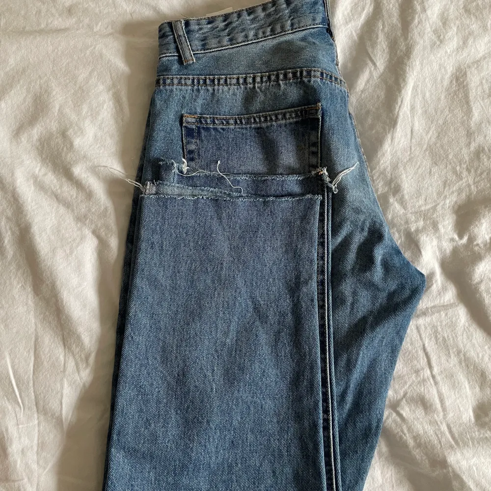 Jeans köpta på pull & bear i storlek 38 . Jeans & Byxor.