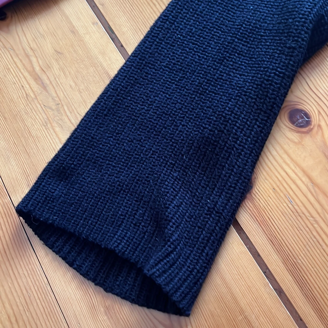 Stickad tröja strl S  - 91