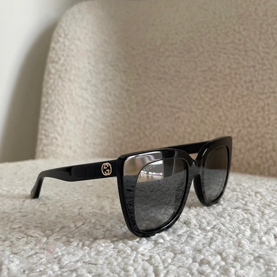 Gucci solglasögon  - 90