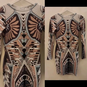 Klänning Nelly Trend  - Använd vid ett tillfälle, sitter 👌🏼 på! Nypris 499:-