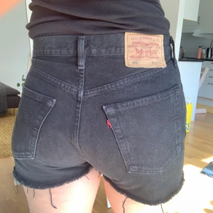 Levis 501 - Passar mig med strl 38/w28  200 + frakt